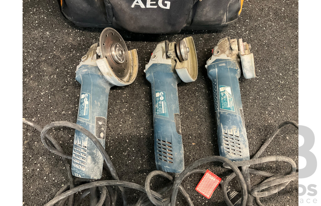 BOSH (GWS 7-125) Professional Angle Grinder X3 and AEG Carry Bag - Lot of 4
