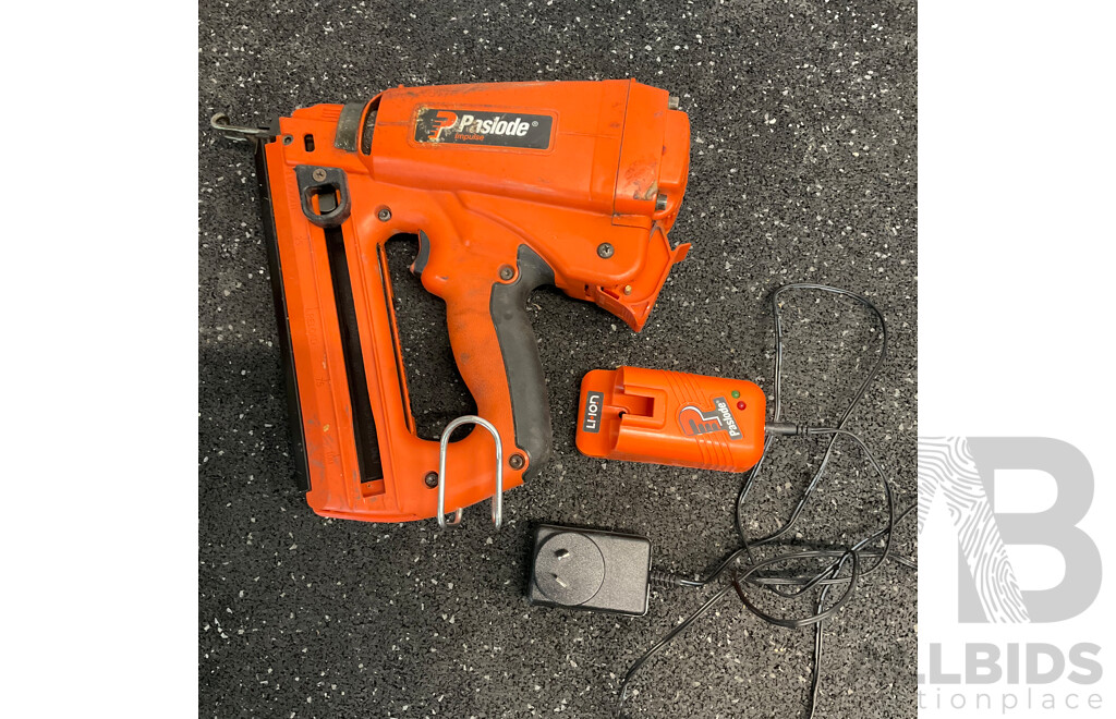 PASLODE Impulse Angled Finish Nailer (IM250A) and Battery Charger - Lot of 2