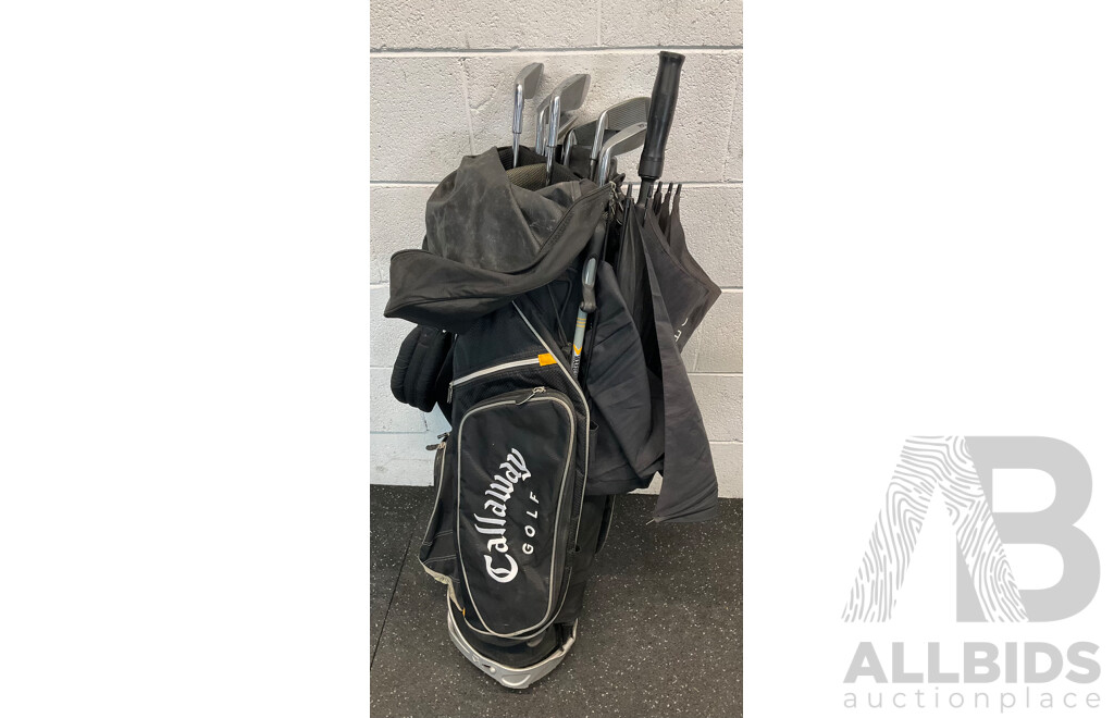 Callaway Golf Bag with 7 Dunlop Golf Clubs