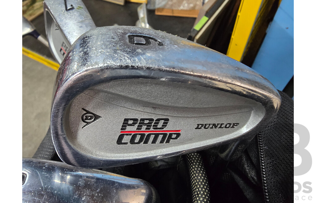 Callaway Golf Bag with 7 Dunlop Golf Clubs
