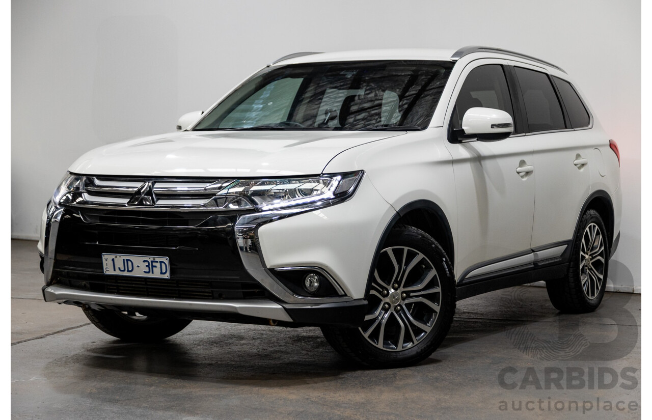 11/2016 Mitsubishi Outlander LS Safety Pack (4x4) ZK MY16 4d Wagon White Turbo Diesel 2.2L - 7 Seater
