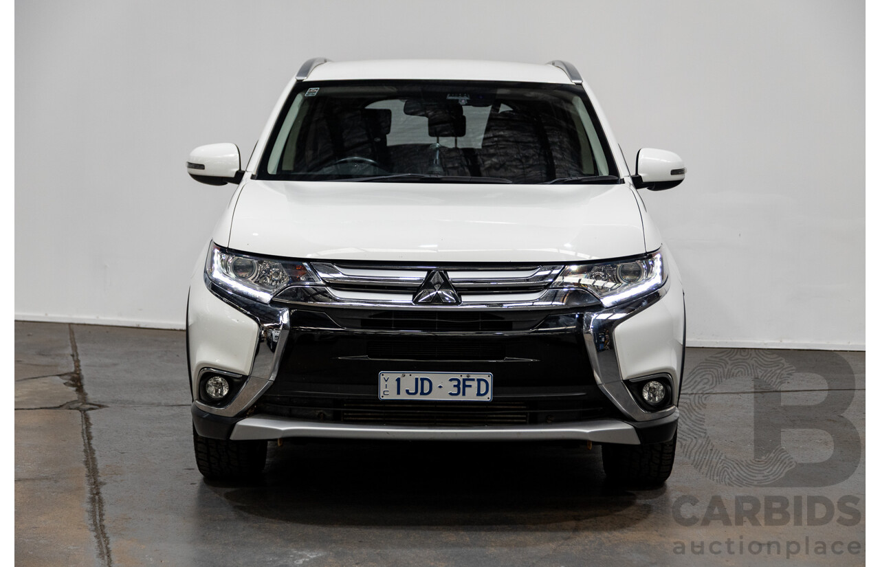 11/2016 Mitsubishi Outlander LS Safety Pack (4x4) ZK MY16 4d Wagon White Turbo Diesel 2.2L - 7 Seater