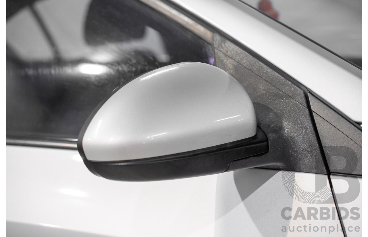 10/2009 Holden Cruze CD JG 4d Sedan Silver 1.8L
