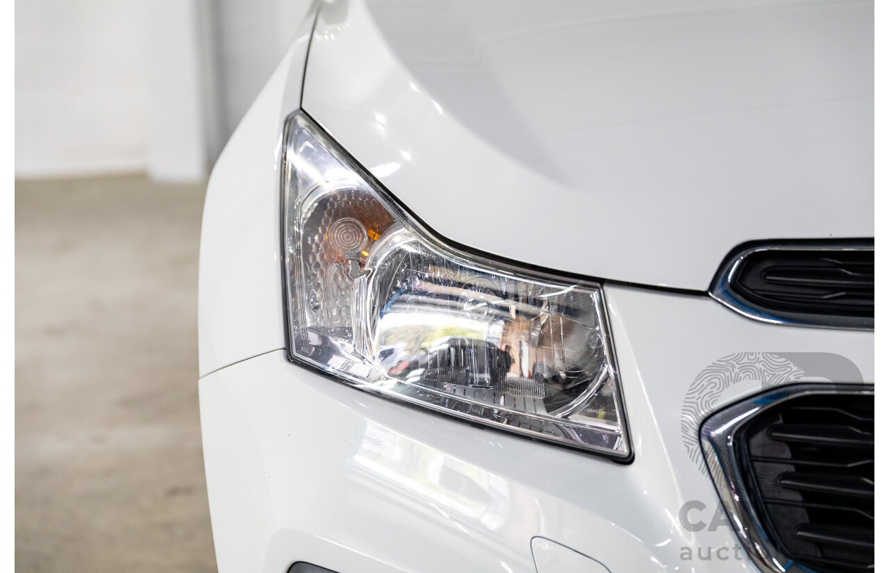 9/2015 Holden Cruze Equipe JH MY15 5d Hatchback White 1.8L
