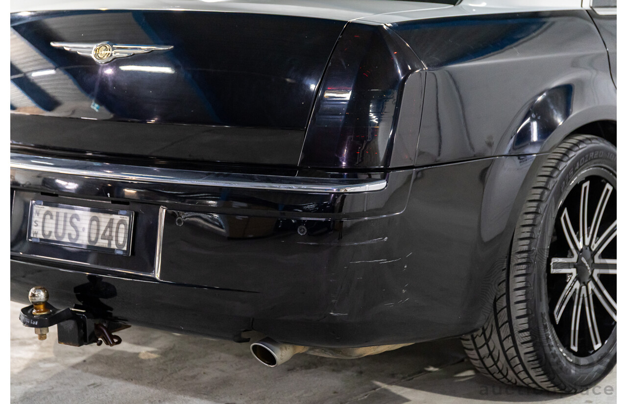 4/2008 Chrysler 300C LE MY08 4d Sedan Bright Silver Metallic/Eggplant Pearl Hemi V8 5.7L