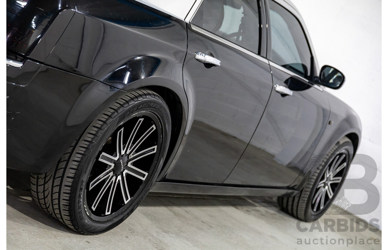 4/2008 Chrysler 300C LE MY08 4d Sedan Bright Silver Metallic/Eggplant Pearl Hemi V8 5.7L