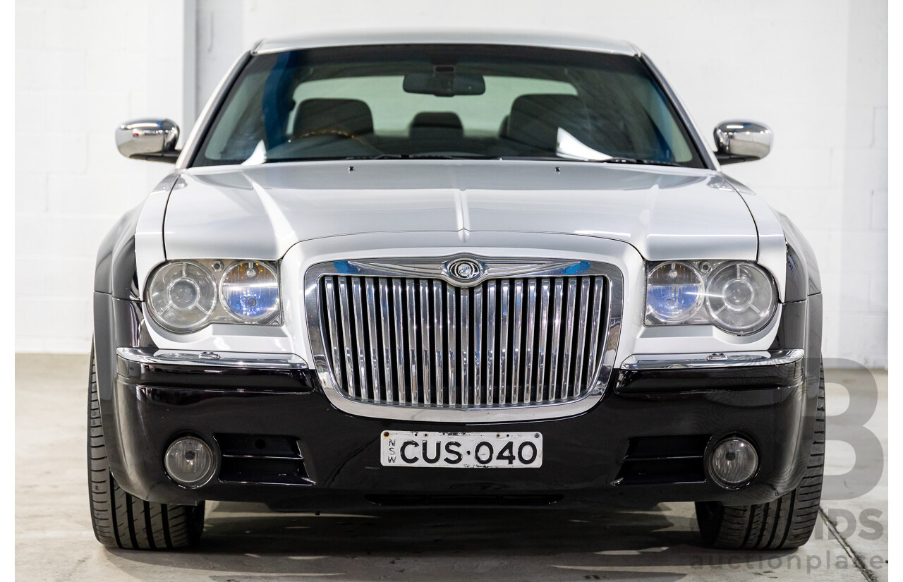 4/2008 Chrysler 300C LE MY08 4d Sedan Bright Silver Metallic/Eggplant Pearl Hemi V8 5.7L