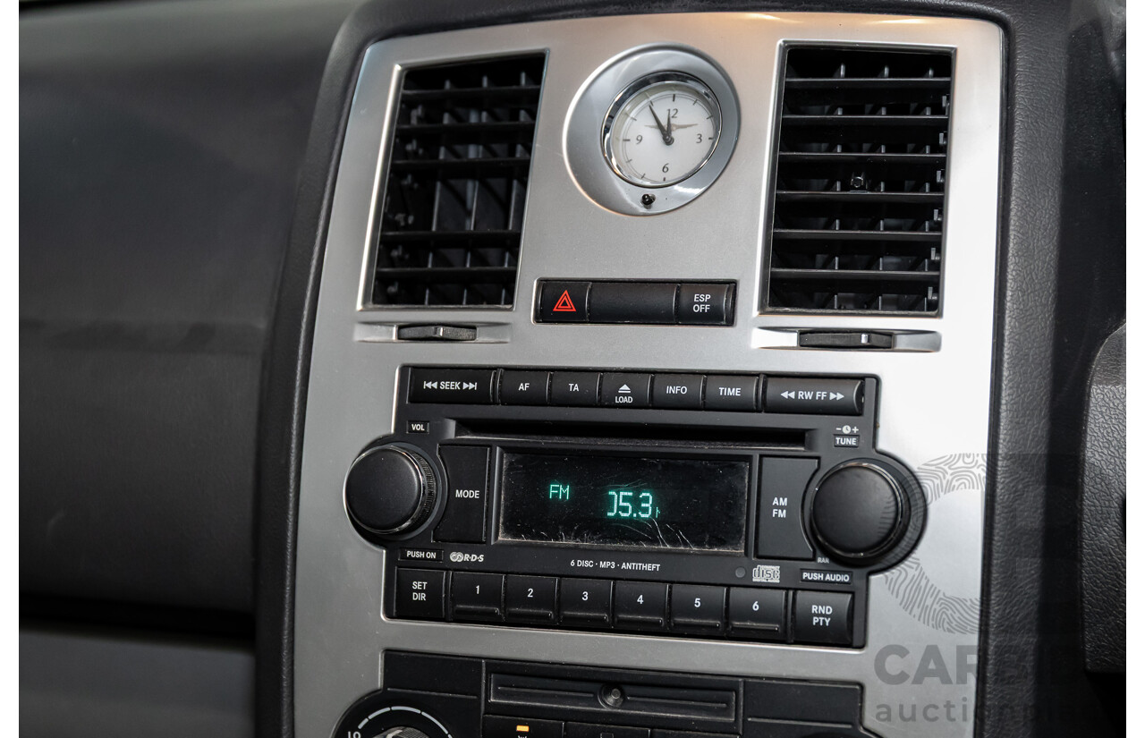 4/2008 Chrysler 300C LE MY08 4d Sedan Bright Silver Metallic/Eggplant Pearl Hemi V8 5.7L