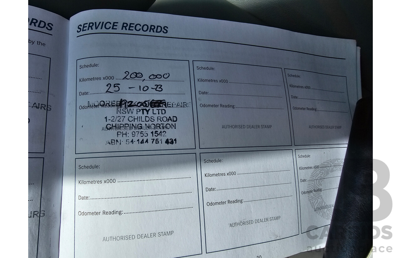 4/2008 Chrysler 300C LE MY08 4d Sedan Bright Silver Metallic/Eggplant Pearl Hemi V8 5.7L