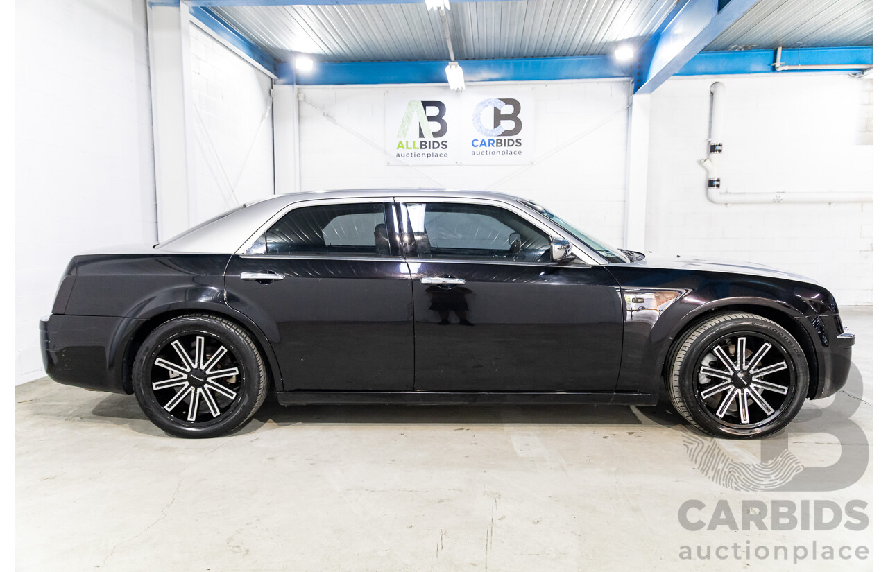 4/2008 Chrysler 300C LE MY08 4d Sedan Bright Silver Metallic/Eggplant Pearl Hemi V8 5.7L