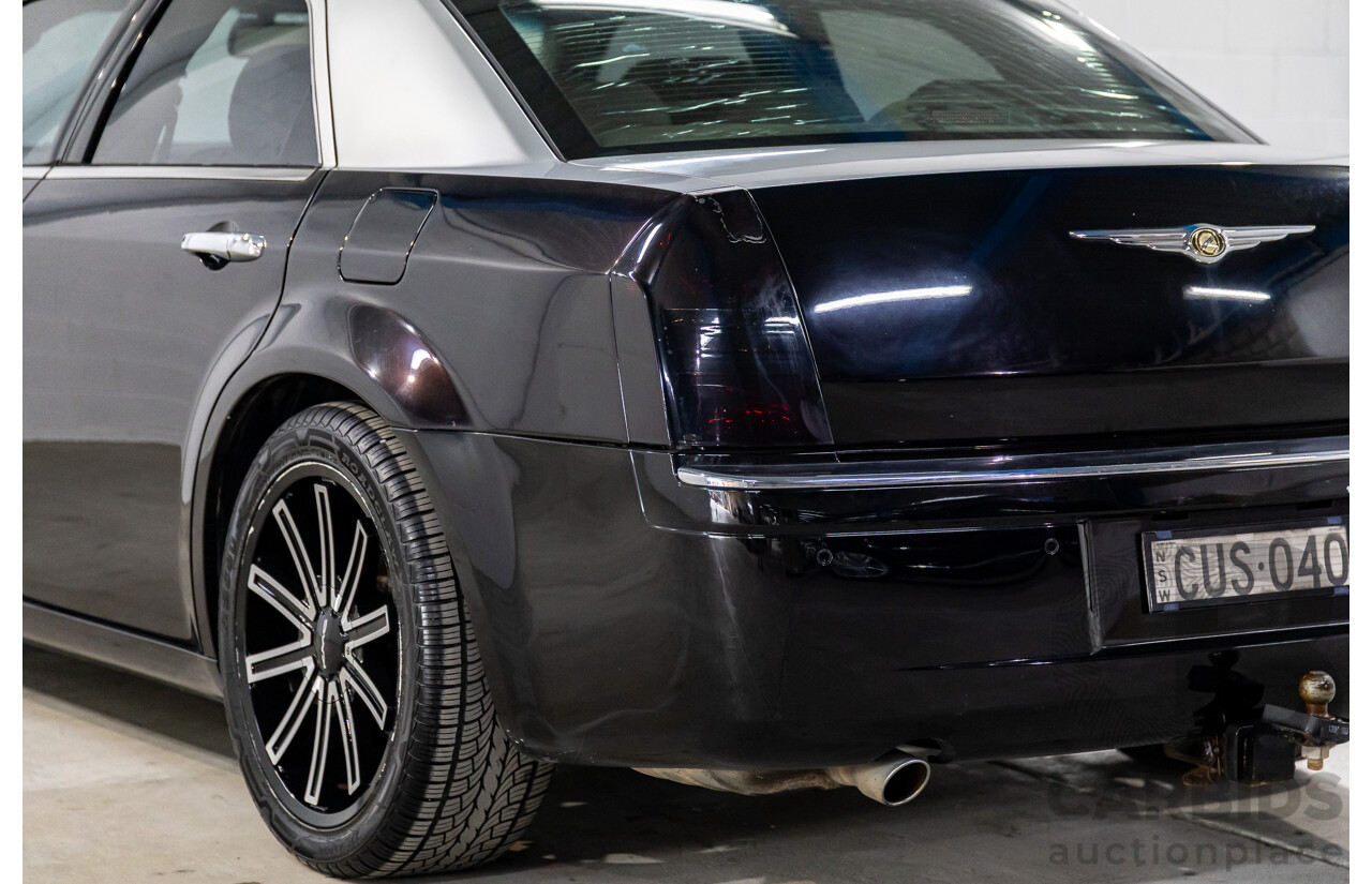4/2008 Chrysler 300C LE MY08 4d Sedan Bright Silver Metallic/Eggplant Pearl Hemi V8 5.7L