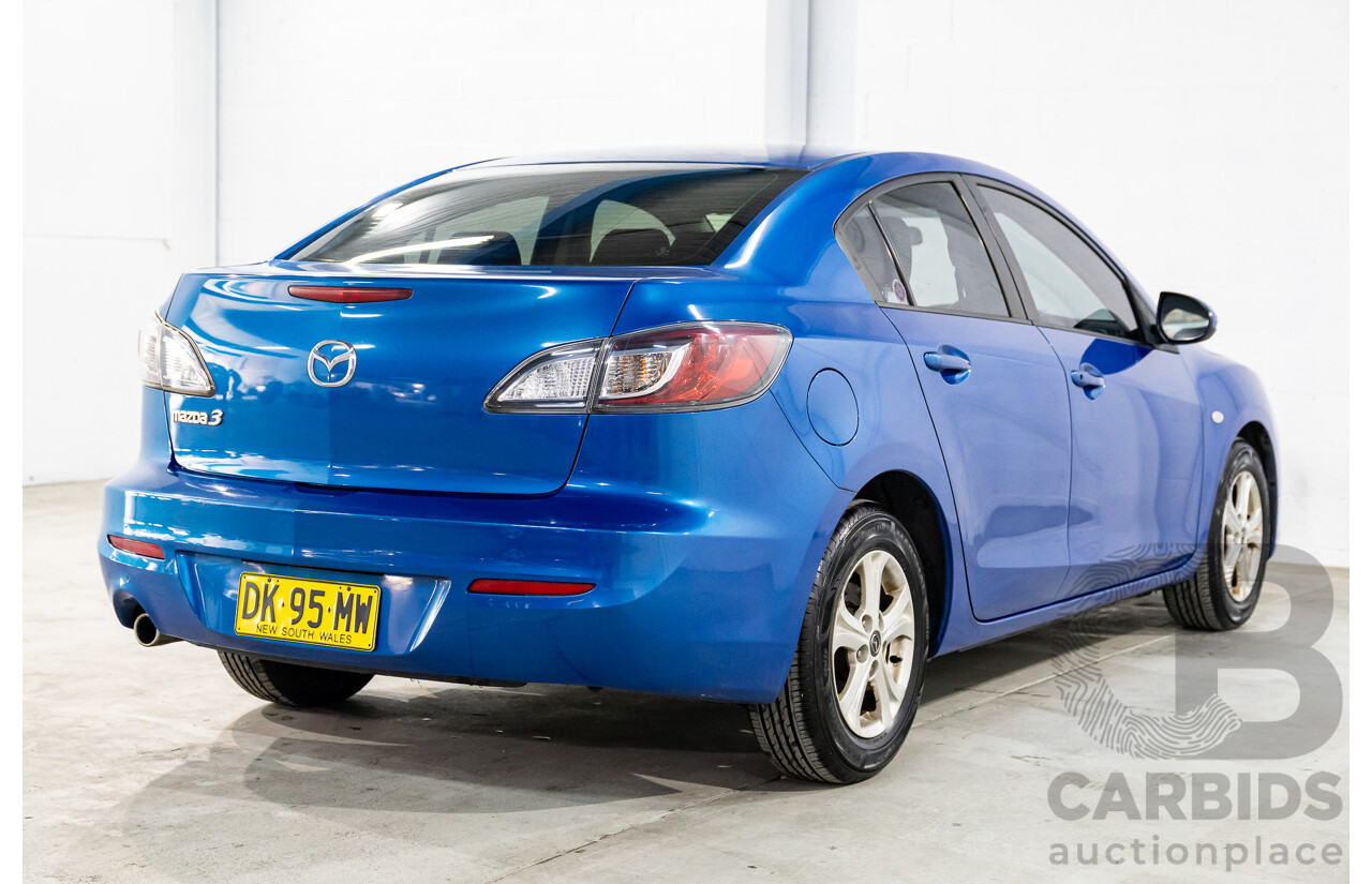 8/2013 Mazda Mazda3 NEO BL MY13 5d Hatchback Blue 2.0L