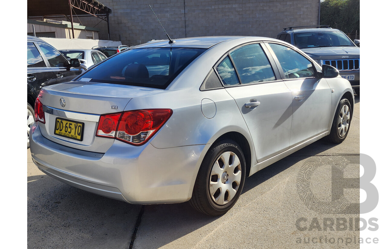 9/2012 Holden Cruze CD JH MY13 4d Sedan Silver 1.8L