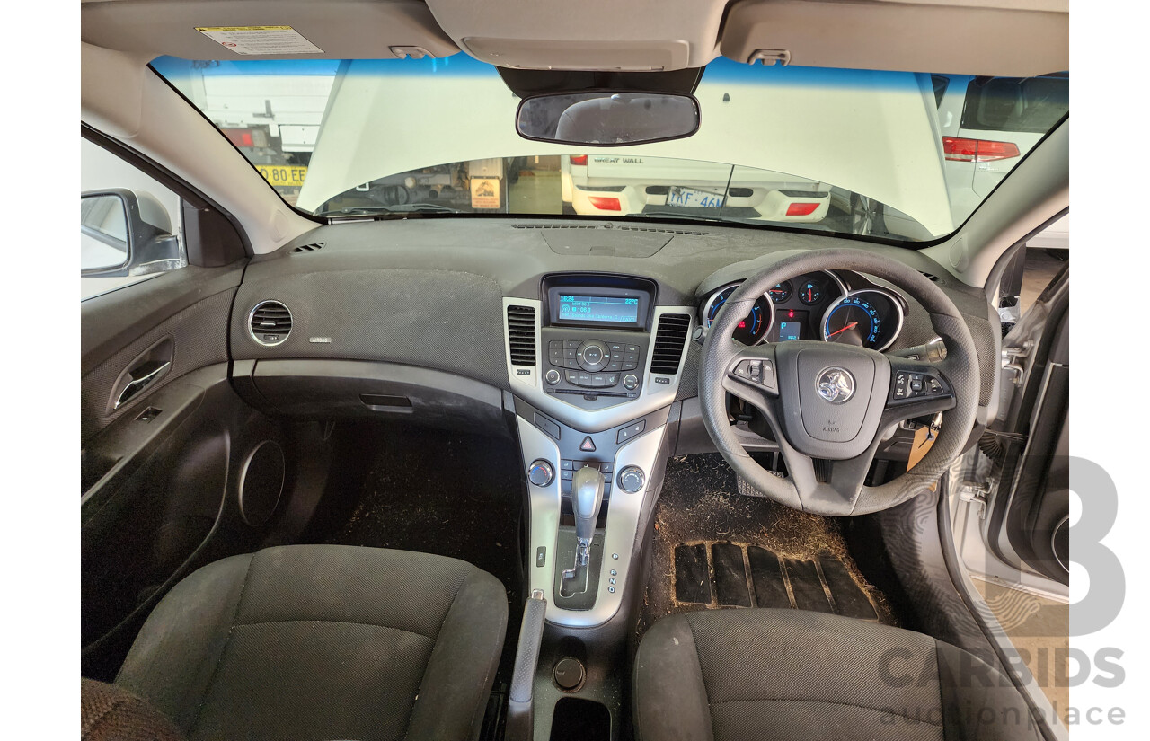 9/2012 Holden Cruze CD JH MY13 4d Sedan Silver 1.8L