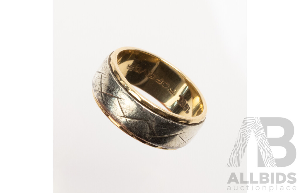 18ct Vintage White & Yellow Patterned Wide Wedding Ring, Size I, 5.88 Grams