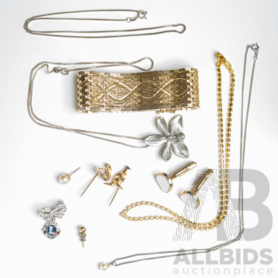 Collection of Vintage Jewellery Including Sterling Silver Pearl Pendant & Wide Patterned Gold Tone Bracelet