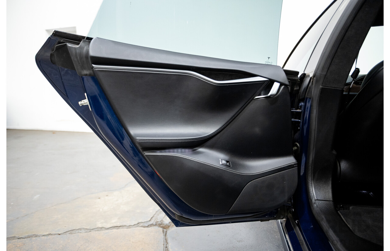 5/2018 Tesla Model S 75D Dual Motor (AWD) 4d Hatchback Deep Blue Metallic Dedicated Electric EV 245kw