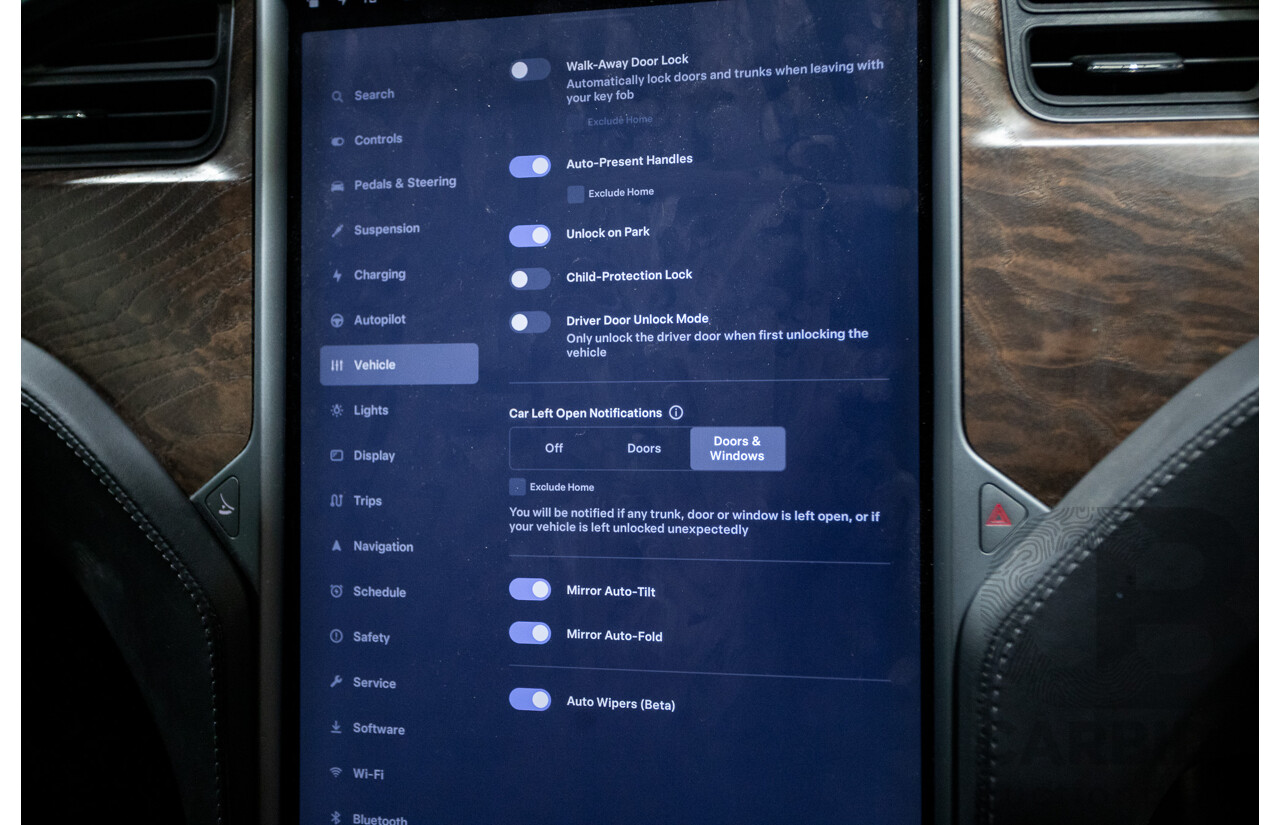 5/2018 Tesla Model S 75D Dual Motor (AWD) 4d Hatchback Deep Blue Metallic Dedicated Electric EV 245kw