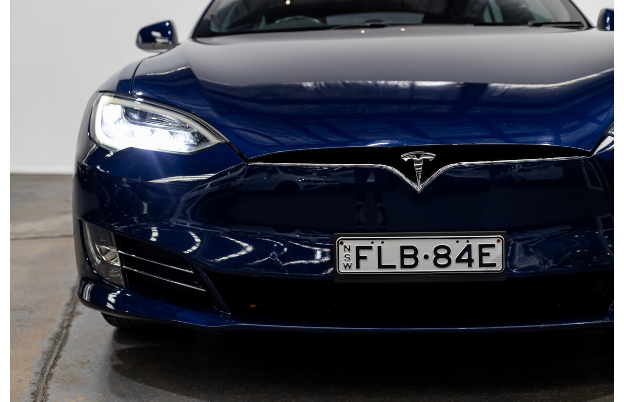 5/2018 Tesla Model S 75D Dual Motor (AWD) 4d Hatchback Deep Blue Metallic Dedicated Electric EV 245kw