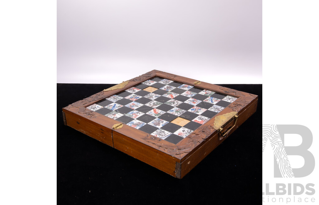 Vintage Chinese Fold Out Chess Set with Complete Set Wooden Pieces