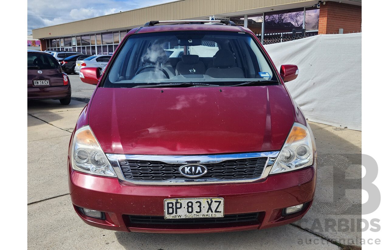 3/2012 Kia Grand Carnival Si VQ MY12 4d Wagon Red 2.2L