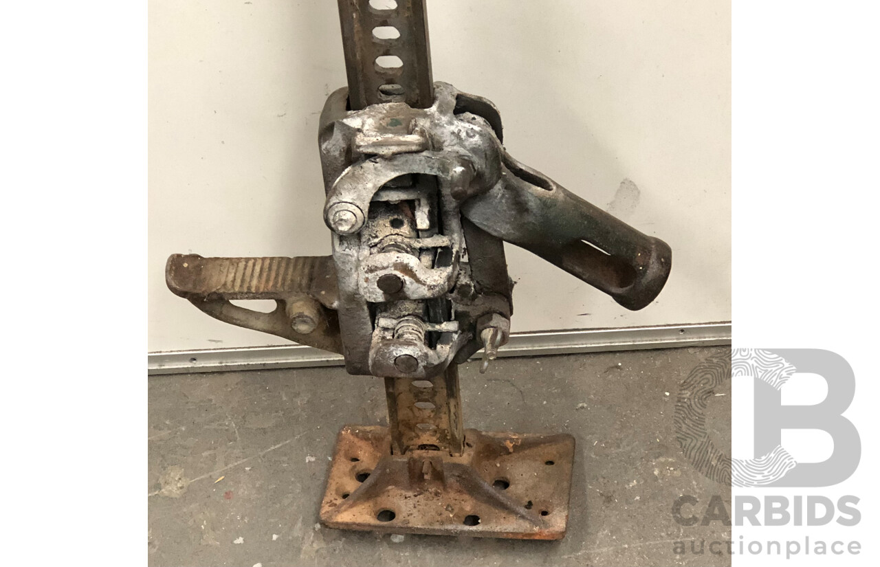 Hi Lift 50 Inch Car Jack
