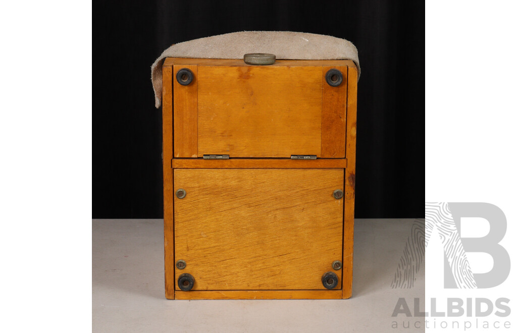 Vintage Timber Moisture Meter, Type DCR2, by Techtron PTY. LTD