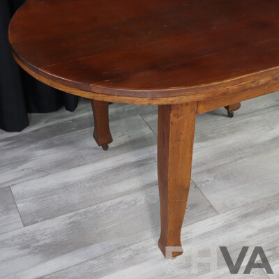 Art Deco Mahogany Oval Dining Table