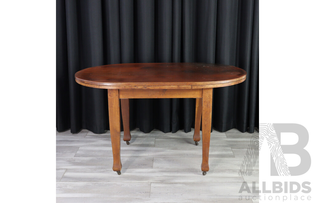 Art Deco Mahogany Oval Dining Table