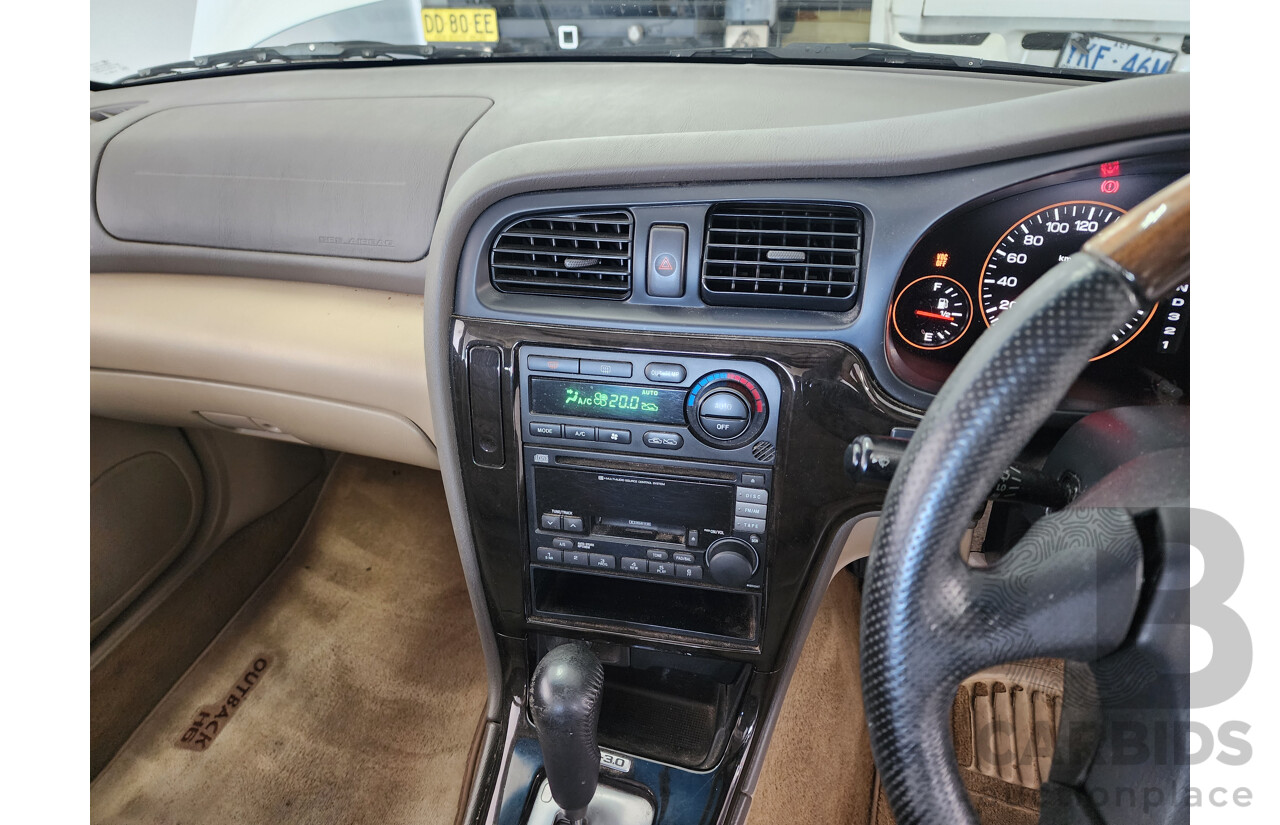 7/2002 Subaru Outback H6 MY02 4d Wagon White / Grey 3.0L