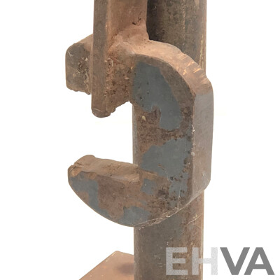 Vintage Post Remover/Puller and 6 Ton Jack
