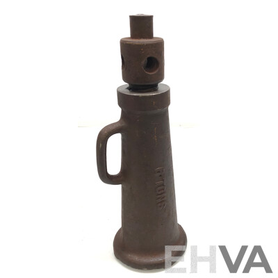 Vintage Post Remover/Puller and 6 Ton Jack