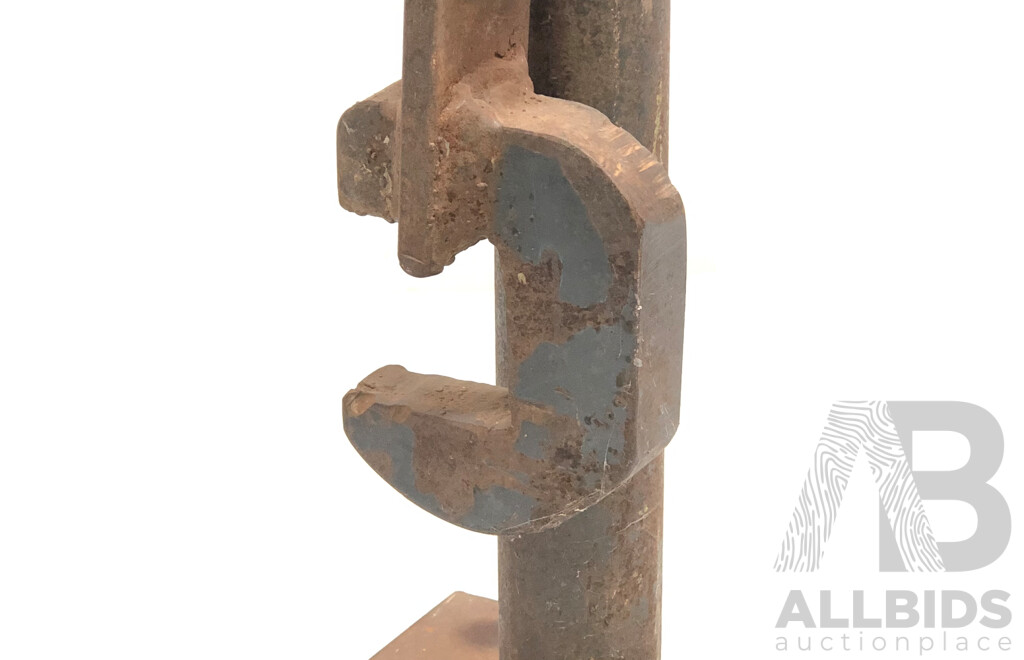 Vintage Post Remover/Puller and 6 Ton Jack