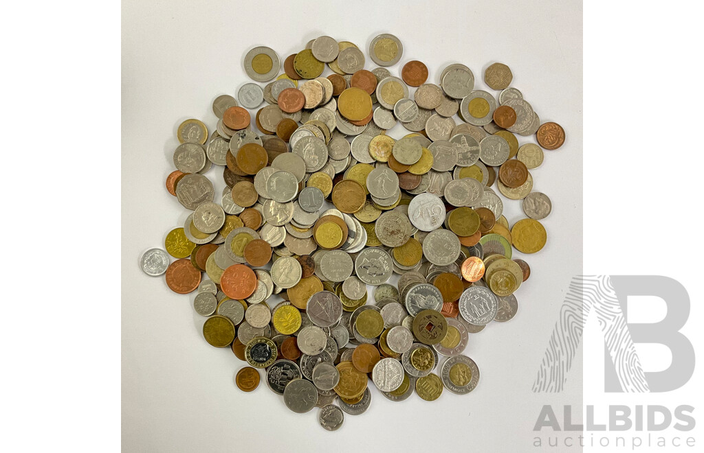 Collection of International Coins Including China, UK, USA, New Zealand, Canada, Thailand, Malaysia, Israel and More - Approximately 1.73 Kilograms