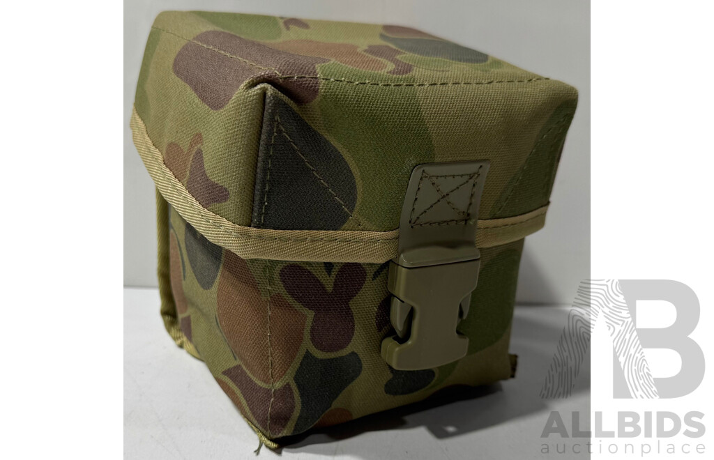 Set Military Peltor ComTac MT15H68FB Headphones in Coma Case with Instruction Manuals