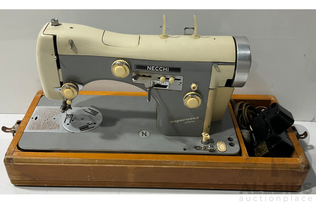Vintage Necchi Supernova Ultra Sewing Machine Inside Travel Case