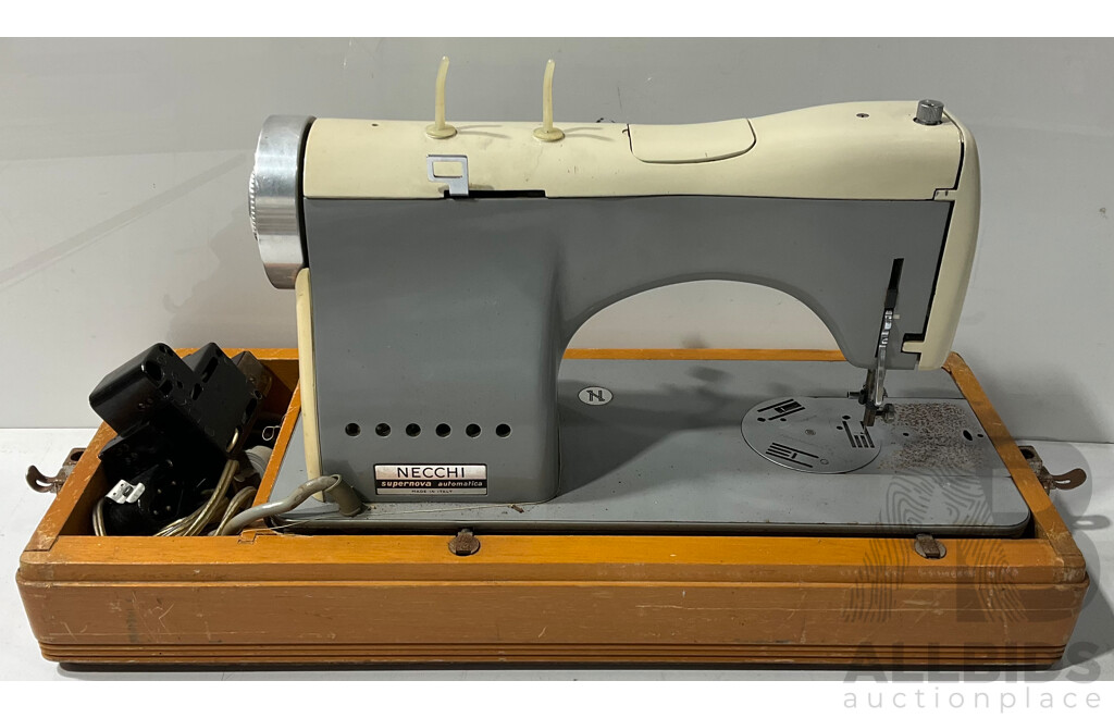 Vintage Necchi Supernova Ultra Sewing Machine Inside Travel Case