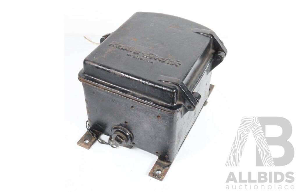 Early Wall Mount American Phone in Cast Iron Box by Western Electric