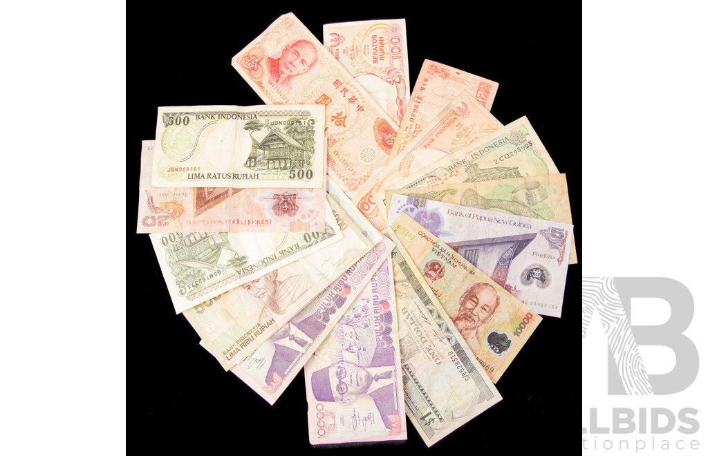 Collection of Vintage International Banknotes Including India, Taiwan, Indonesia, Fiji, PNG