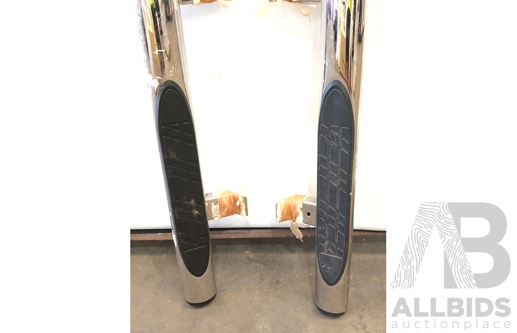 Set of 1900mm Vehicle Side Steps