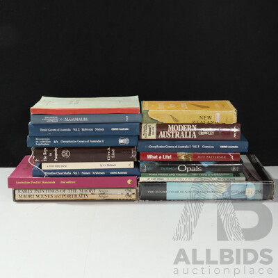 Collection Books Relating to Australia & New Zealand