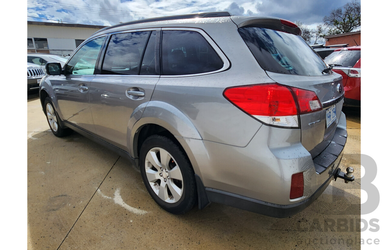 8/2011 Subaru Outback 2.5i Premium MY11 4d Wagon Silver 2.5L