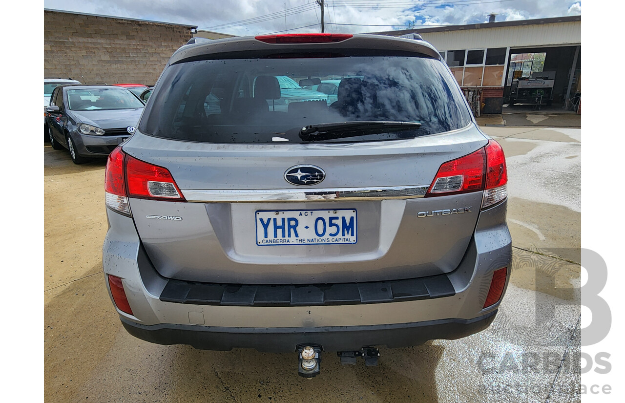 8/2011 Subaru Outback 2.5i Premium MY11 4d Wagon Silver 2.5L