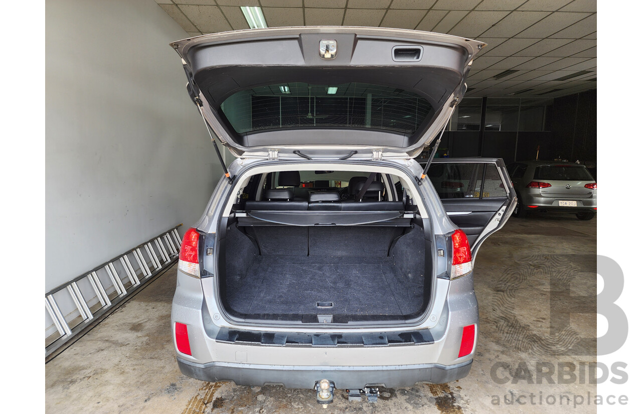 8/2011 Subaru Outback 2.5i Premium MY11 4d Wagon Silver 2.5L