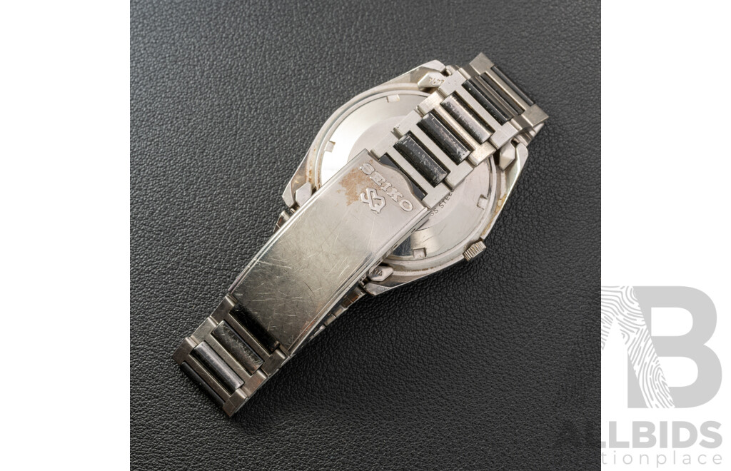 Seiko Automatic 17 Jewels Vintage Watch, 6309-8020, Observed with Movement