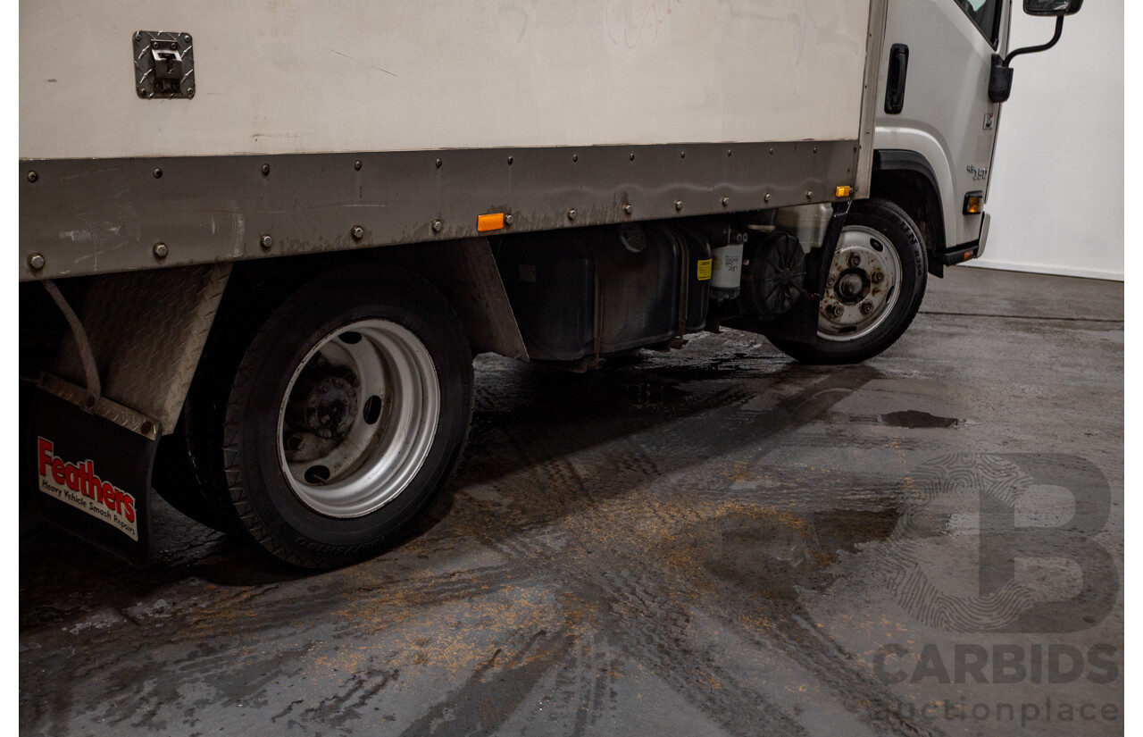 10/2016 Isuzu NLR200 (4x2) NH Short 2d Refrigerated Truck White Turbo Diesel 3.0L