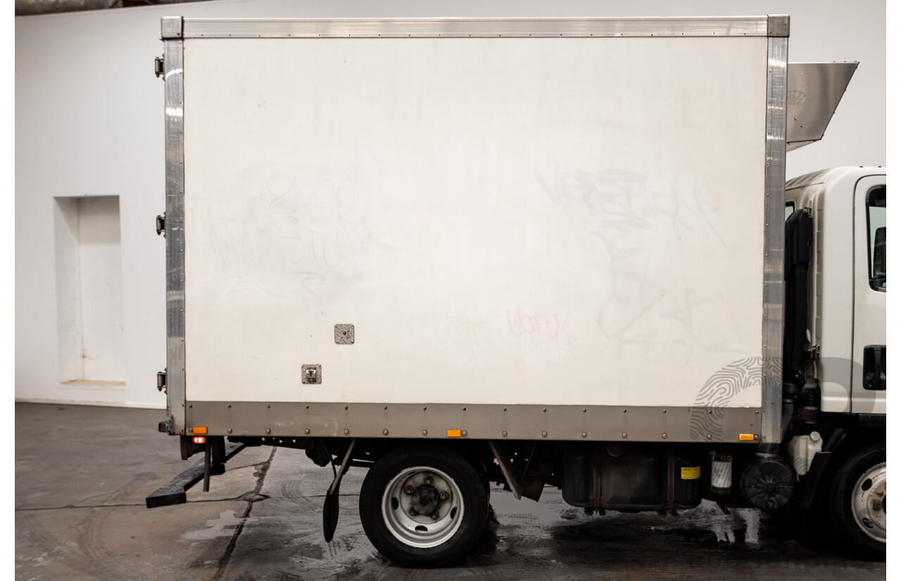 10/2016 Isuzu NLR200 (4x2) NH Short 2d Refrigerated Truck White Turbo Diesel 3.0L