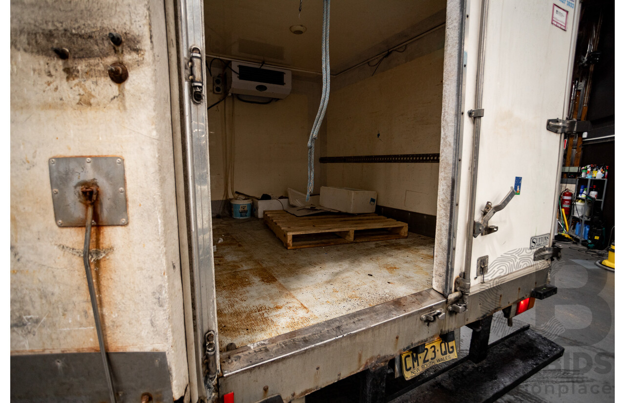 10/2016 Isuzu NLR200 (4x2) NH Short 2d Refrigerated Truck White Turbo Diesel 3.0L