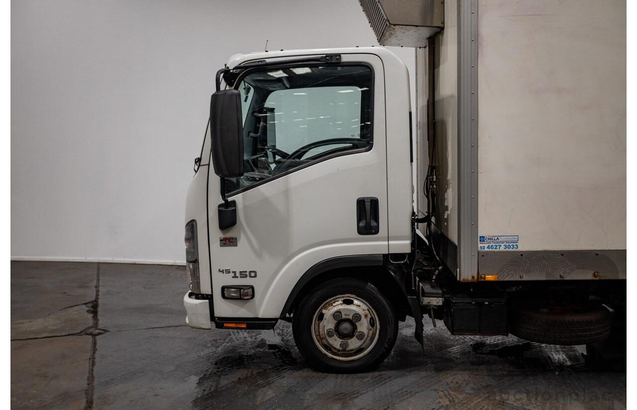 10/2016 Isuzu NLR200 (4x2) NH Short 2d Refrigerated Truck White Turbo Diesel 3.0L