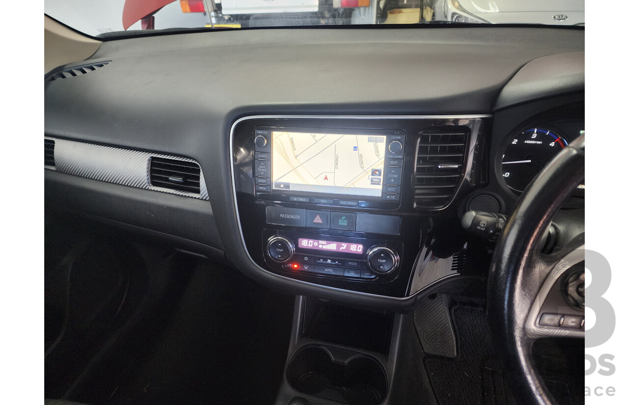 2/2015 Mitsubishi Outlander LS (4x4) ZJ MY14.5 4d Wagon Red 2.3L